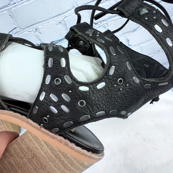 •|•DOLCE VITA•| Black Leather Studded Gladiator Sandals Size 9 w/ 4" Heel - Picture 9 of 16
